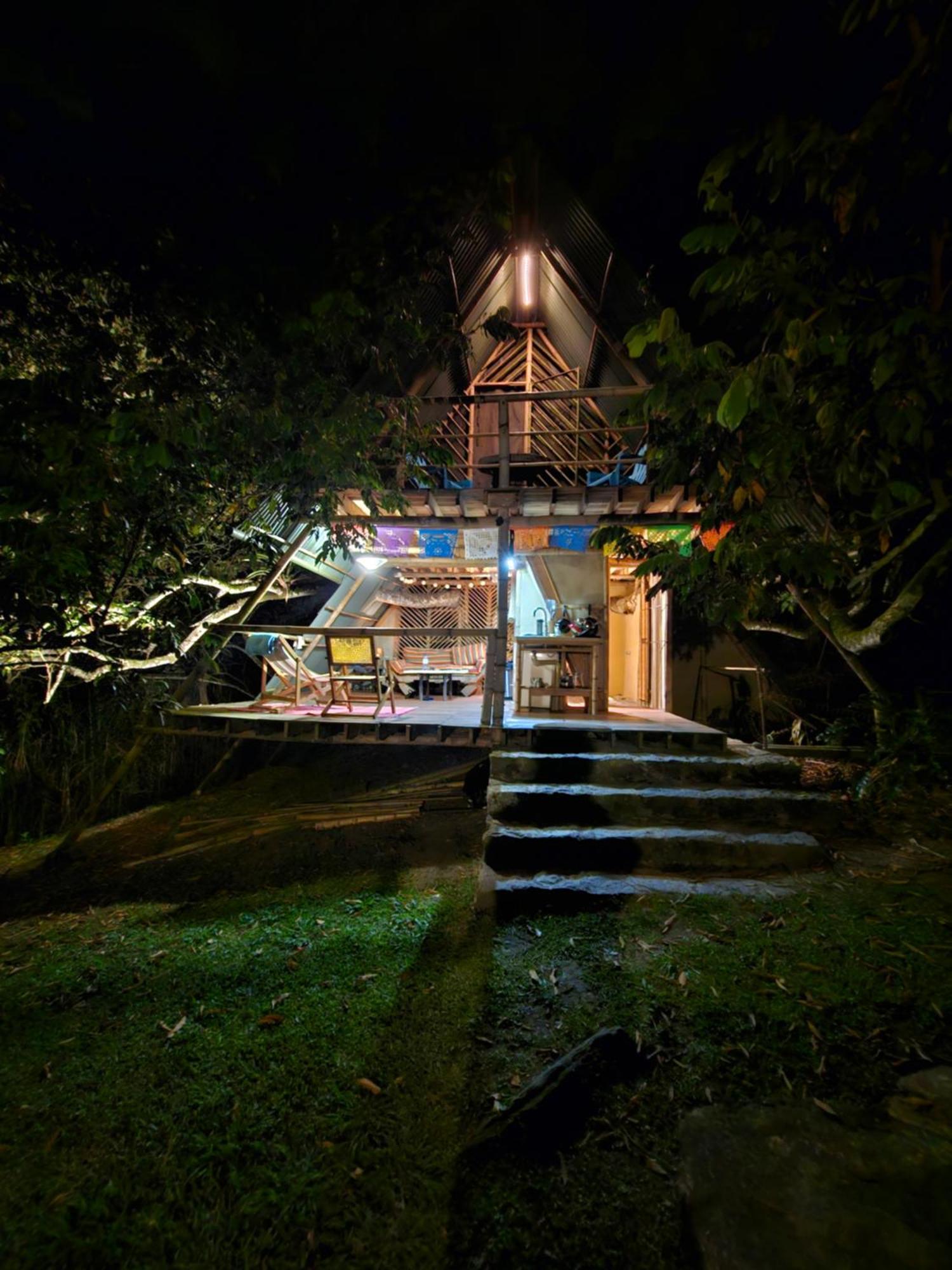 Glamping El Arbol En La Casa Βίλα San Antonio del Tequendama Εξωτερικό φωτογραφία